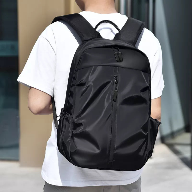 RuK Essential Sling Pack  RuK Bags & Backpacks – RuK Backpacks